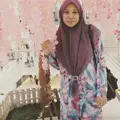 Pengarah Strategi Pelanggan - Rozni Enana